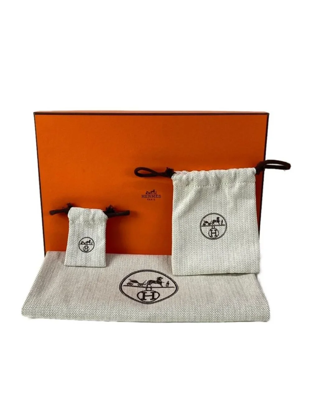 Hermes Shoulder Bag Nap Vertical to Go Cles Silver